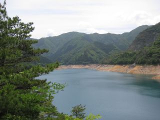 ただらぎダム湖